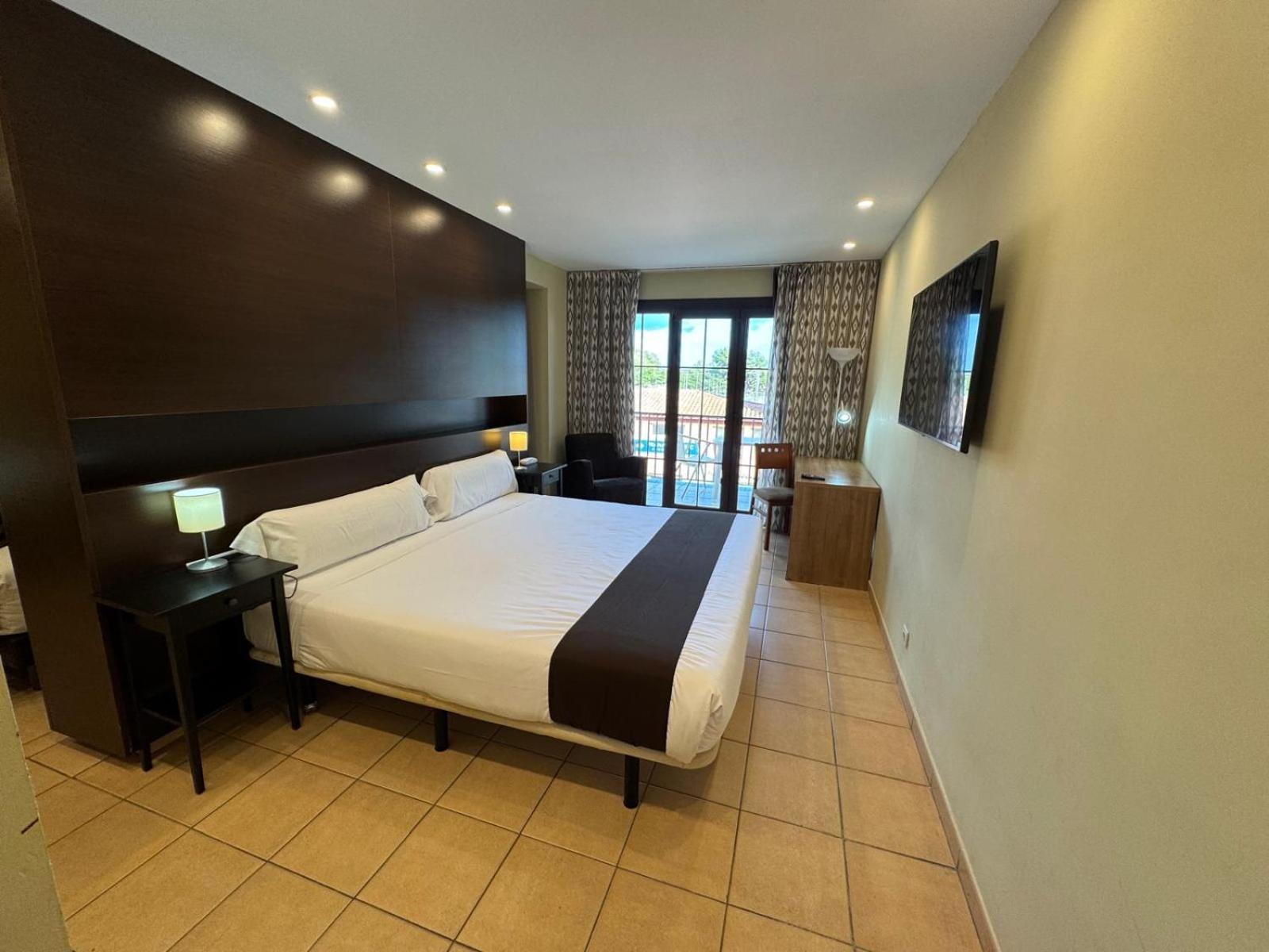 Hotel Canal Olimpic Castelldefels Exterior photo