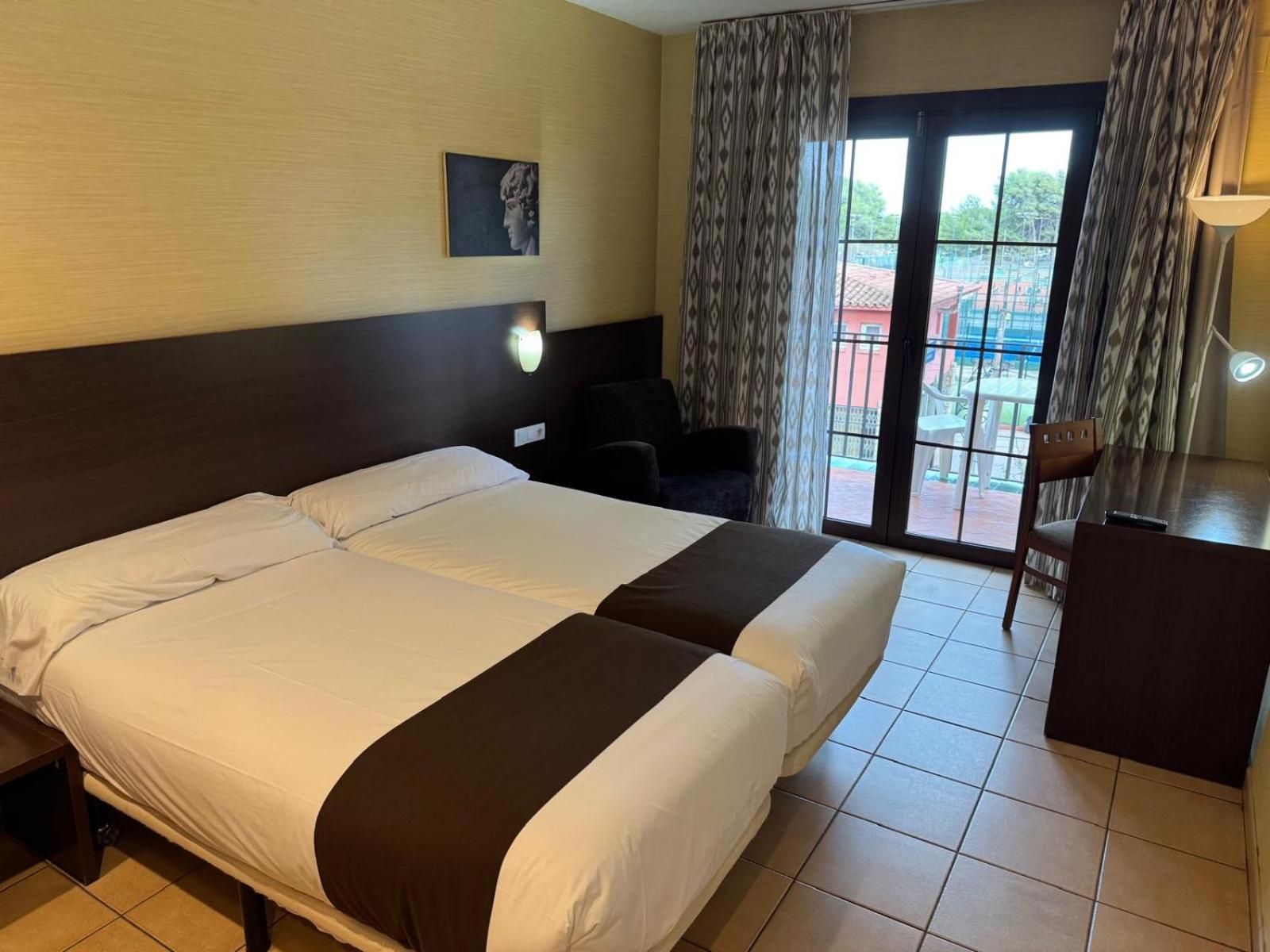 Hotel Canal Olimpic Castelldefels Exterior photo
