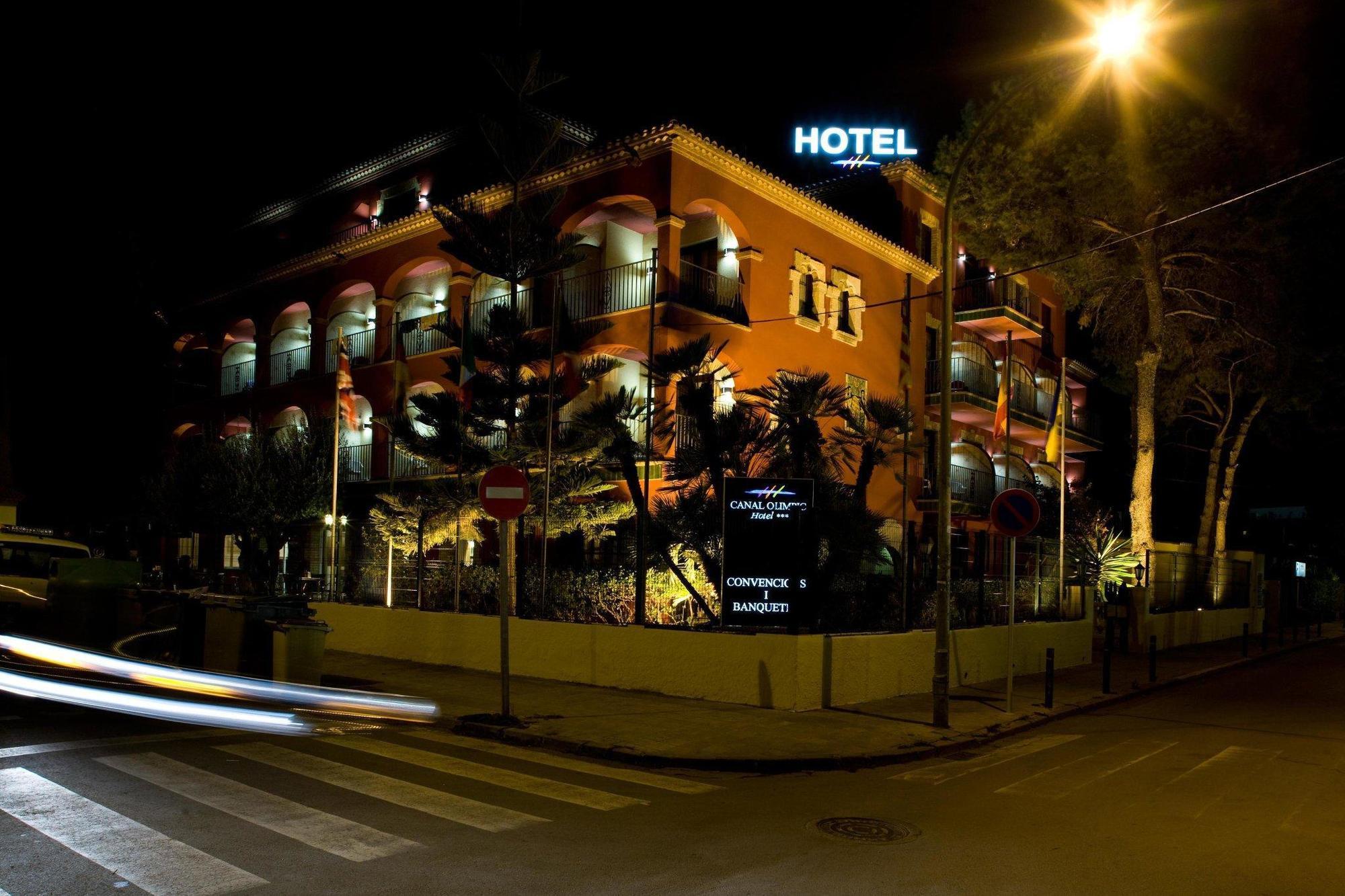 Hotel Canal Olimpic Castelldefels Exterior photo