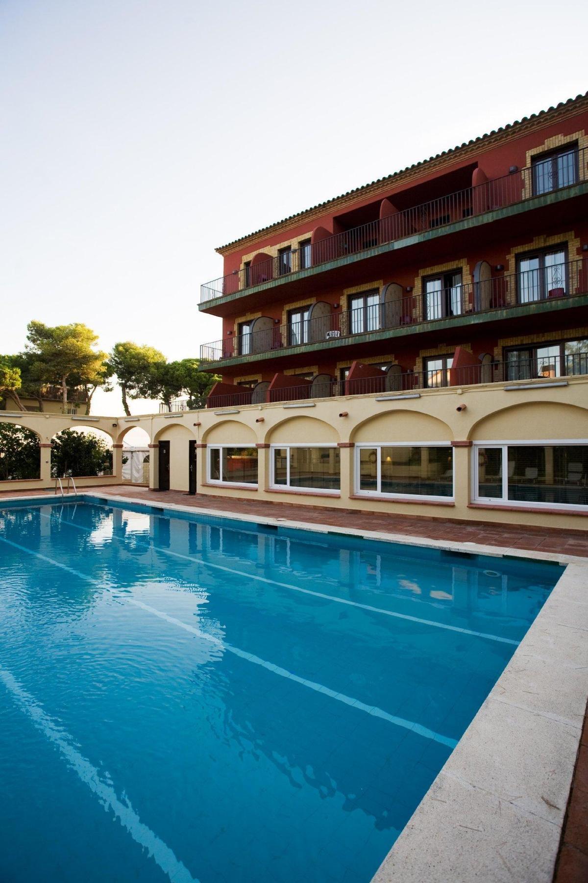 Hotel Canal Olimpic Castelldefels Exterior photo