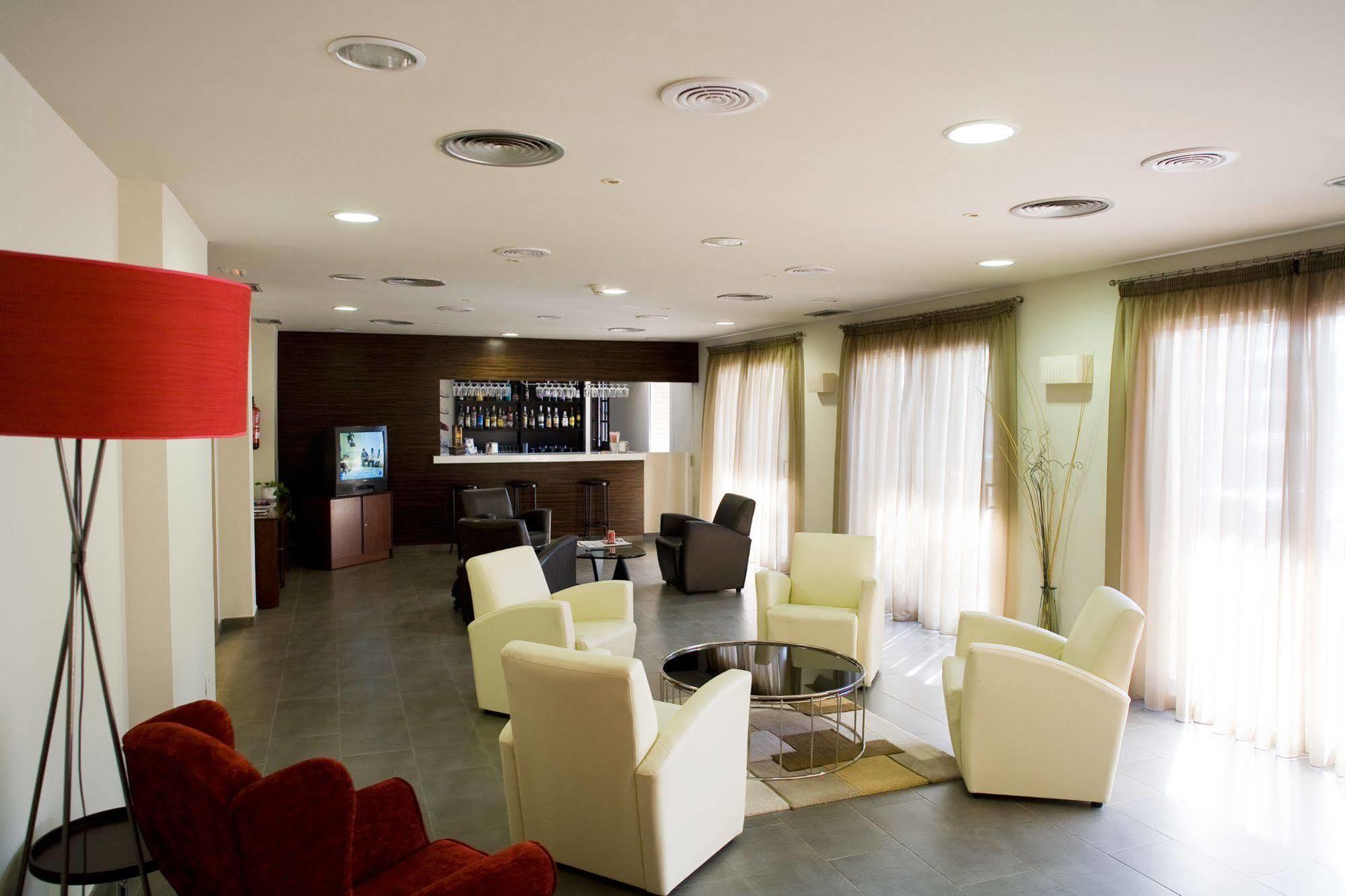 Hotel Canal Olimpic Castelldefels Exterior photo